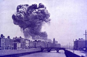 Fire at the Four Courts. Credit Dublin City Libraries